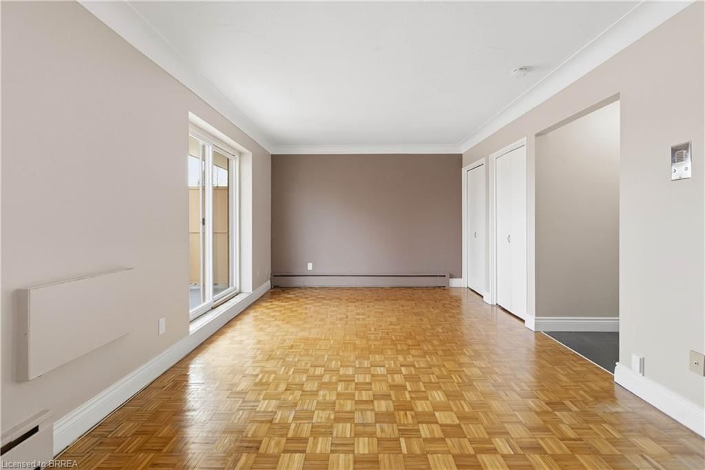 87 St George Street Unit 305 — photo 5