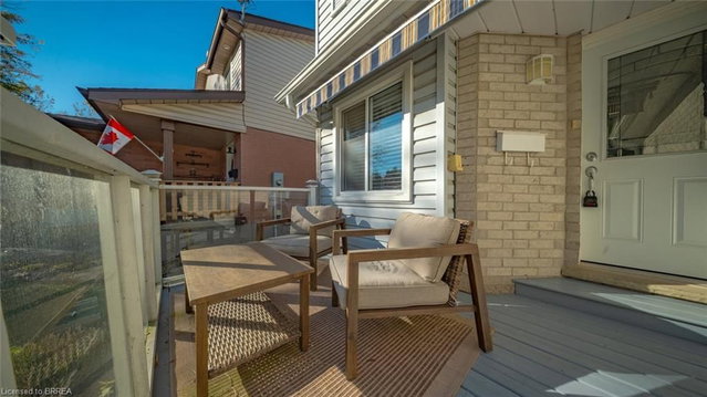 23 Freeman Crescent