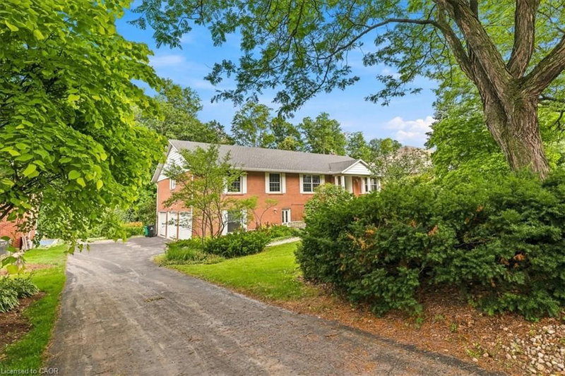 36 Maple Hill Drive, Kitchener, Ontario