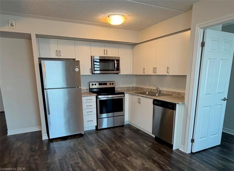 502 - 716 Main Street E