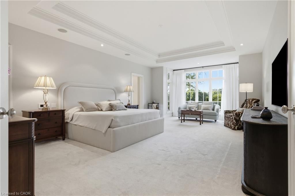 28 Deer Ridge Crescent, Kitchener, view 15