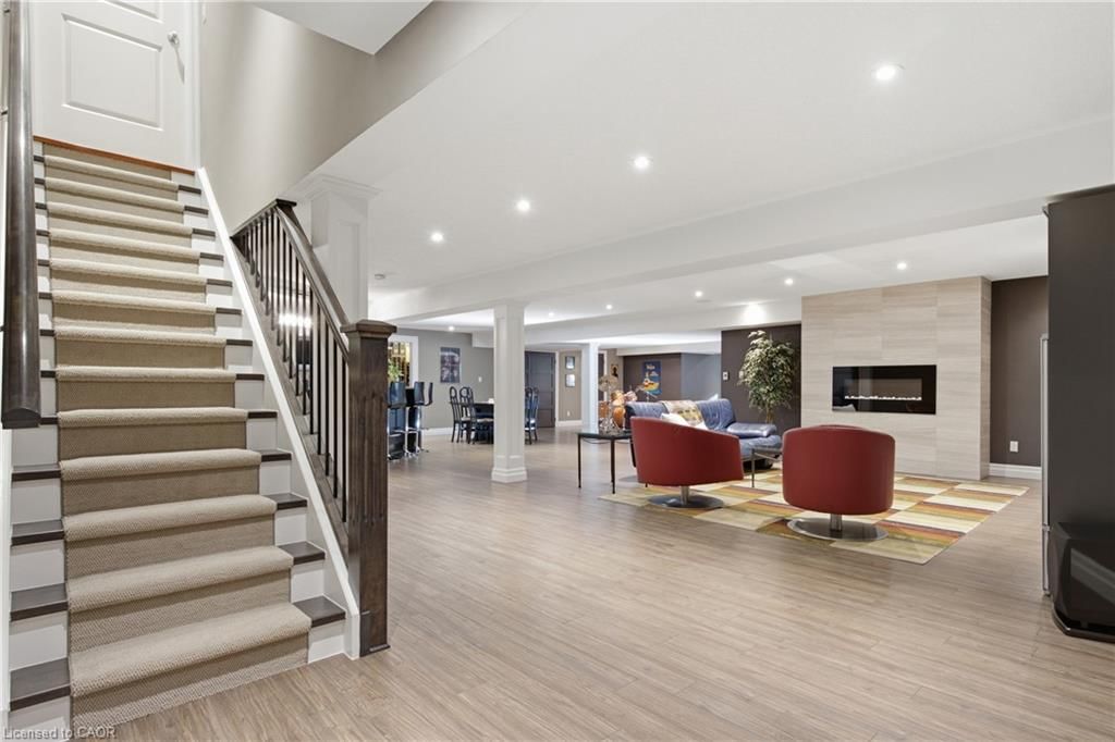 28 Deer Ridge Crescent, Kitchener, view 26