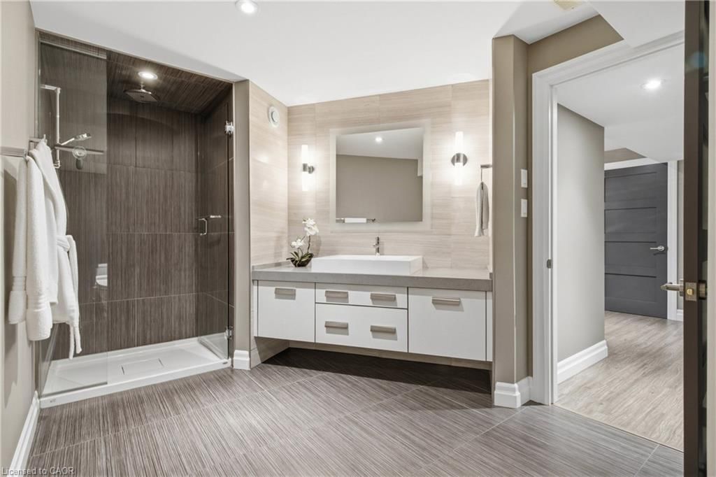 28 Deer Ridge Crescent, Kitchener, view 31
