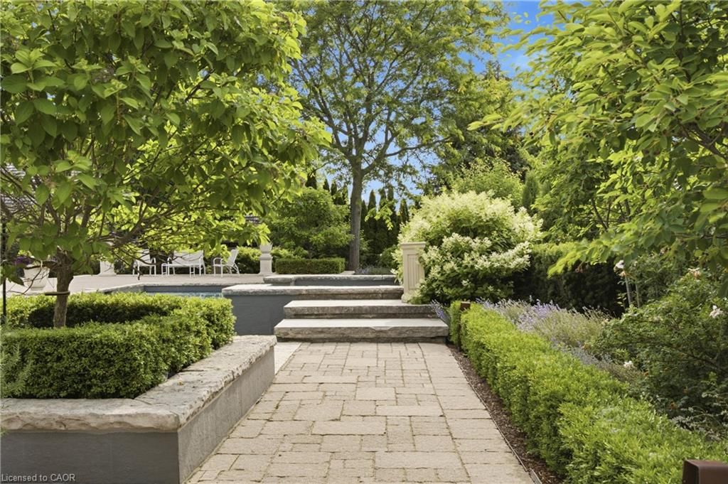 28 Deer Ridge Crescent, Kitchener, view 36