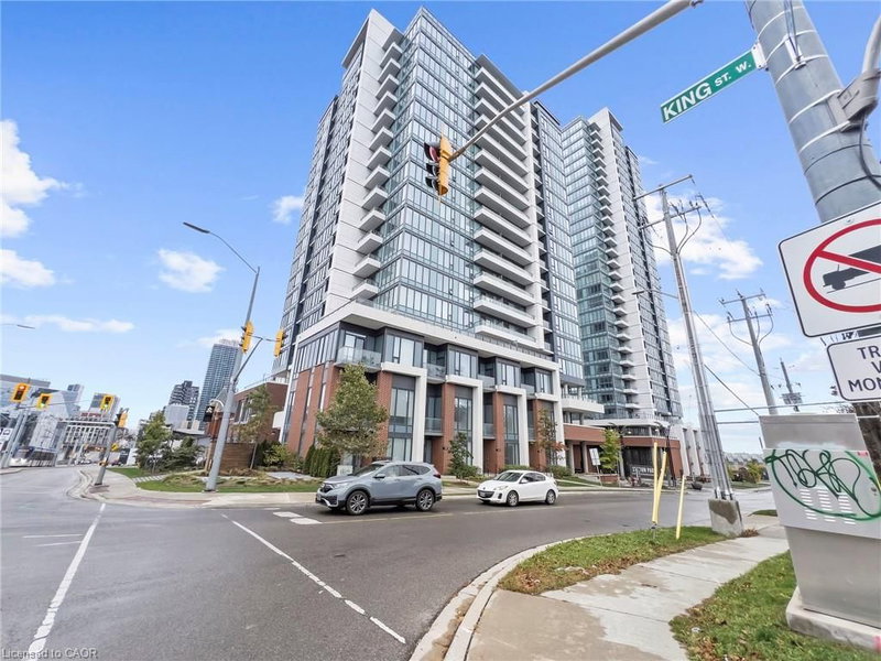 5 Wellington Street S photo 2