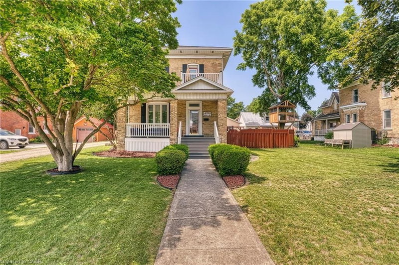 459 Wallace Avenue N photo 4
