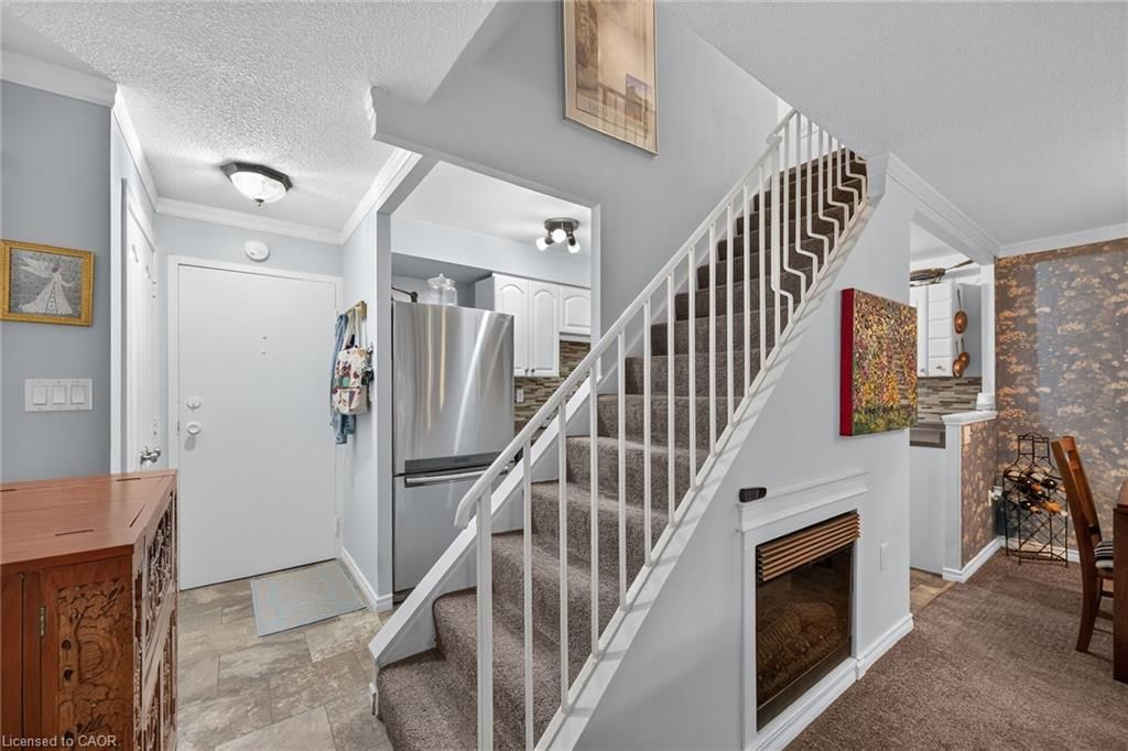 36 Hayhurst Road Unit 109 — photo 5