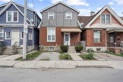 11 Wright Avenue