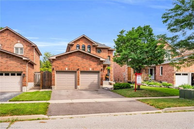 22 Mccullough Crescent