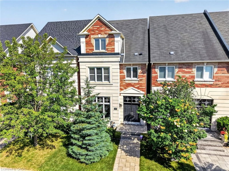 5203 Preservation Circle, Mississauga, Ontario