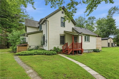 633 Point Abino Road S