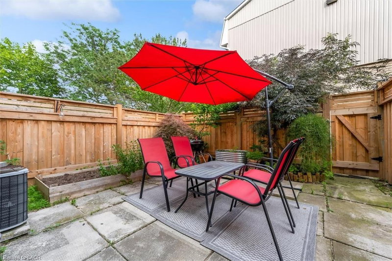 3 Glen Vista Drive