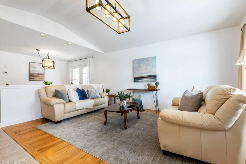 62 Spadara Drive photo 4