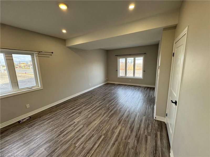 1 Upper - 8196 Mcleod Road