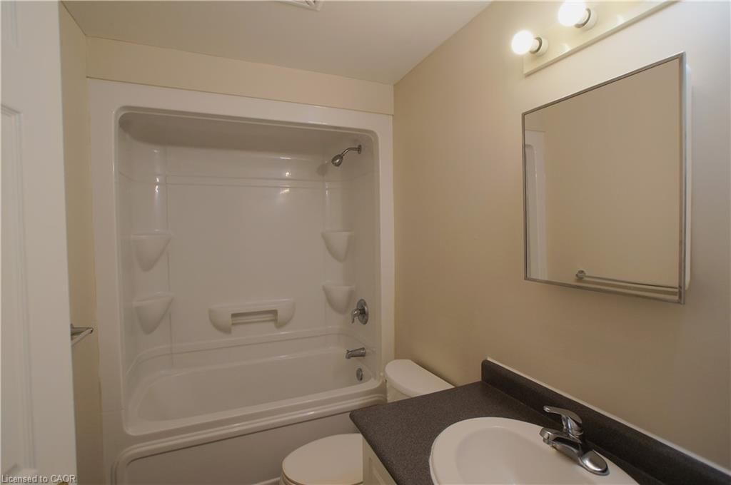 801 - 274 Erb Street W, Waterloo 5