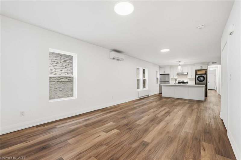 1 - 4876 Simcoe Street