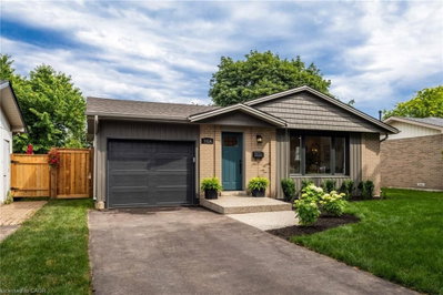 1414 Dewbourne Crescent