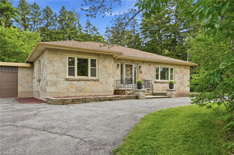326 Old Brock Road