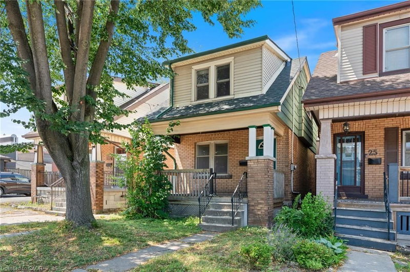 23 Edgemont Street N