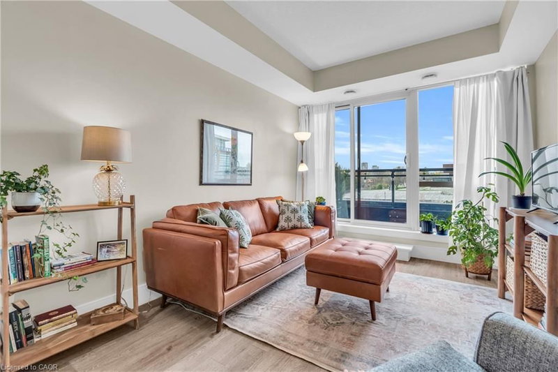 412 - 155 St. Leger Street