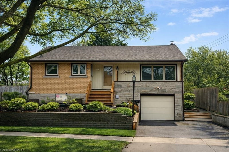 Upper - 148 Siebert Avenue