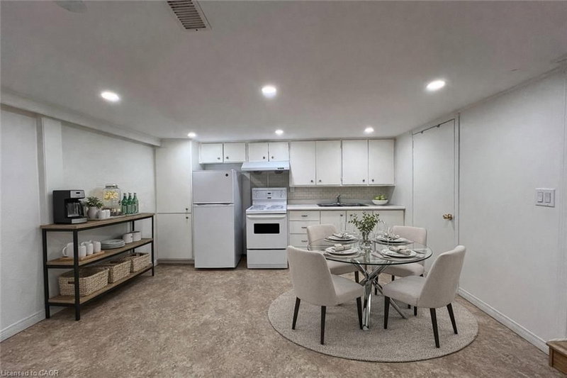 Lower - 148 Siebert Avenue