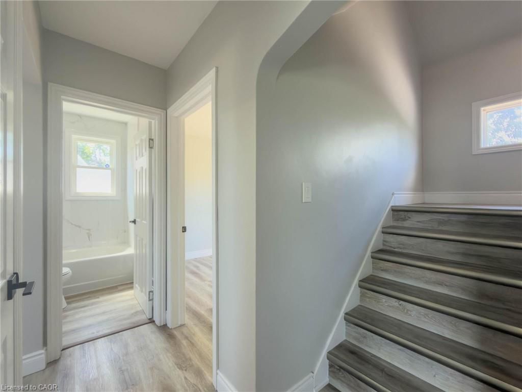 20 Patricia Place, Hamilton, view 13
