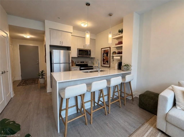 348 - 16 Concord Place