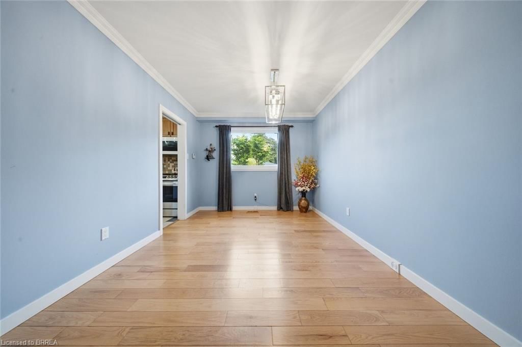 106 Memorial Drive — photo 4
