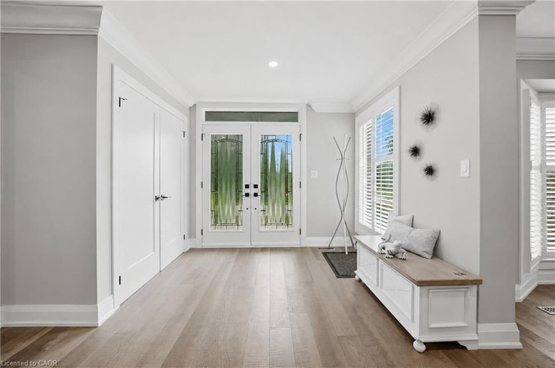 81 Flanders Drive photo 4