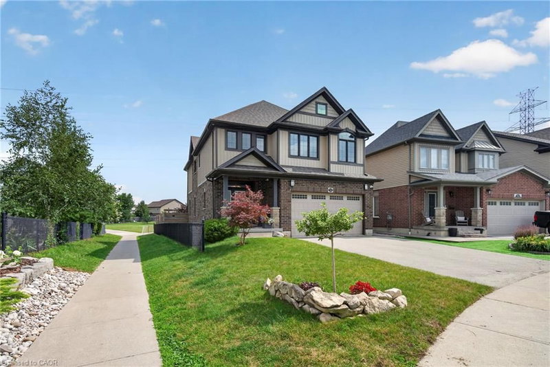 516 Netherwood Crescent