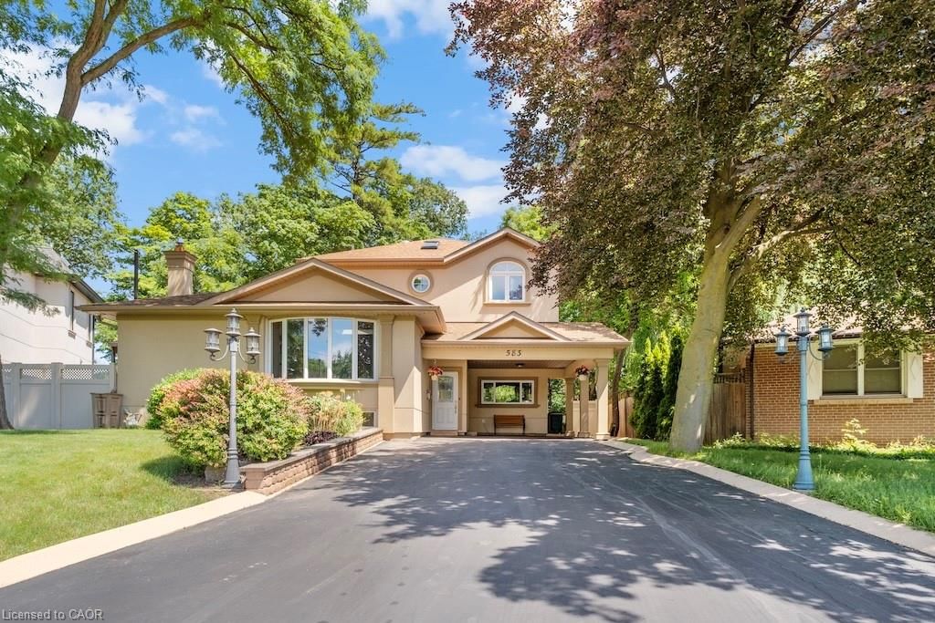Single Family Residence for sale at 583 Stephens Crescent, Oakville, ON, L6K 1Y2 - WO West - MLS: 40847189