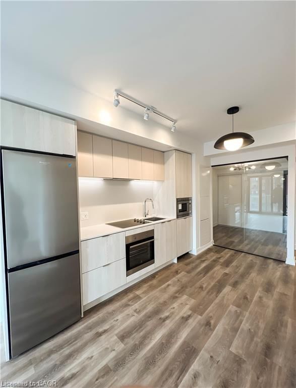 905 - 1 Jarvis Street