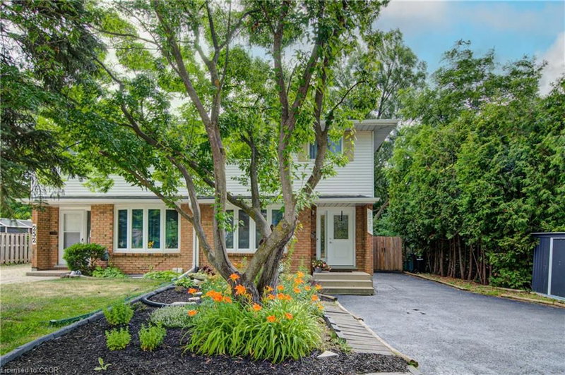 250 Dinison Crescent