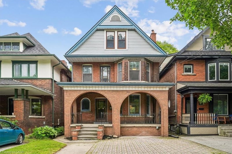 33 Saint Clair Avenue