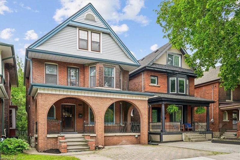 33 Saint Clair Avenue