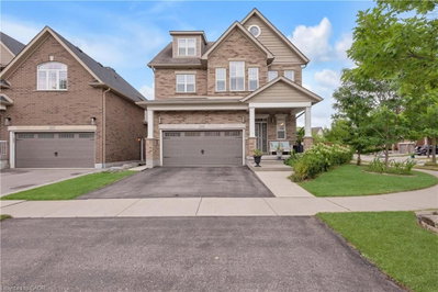 225 Tremaine Crescent