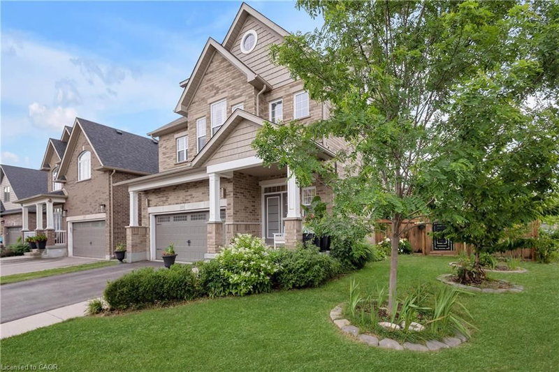 225 Tremaine Crescent
