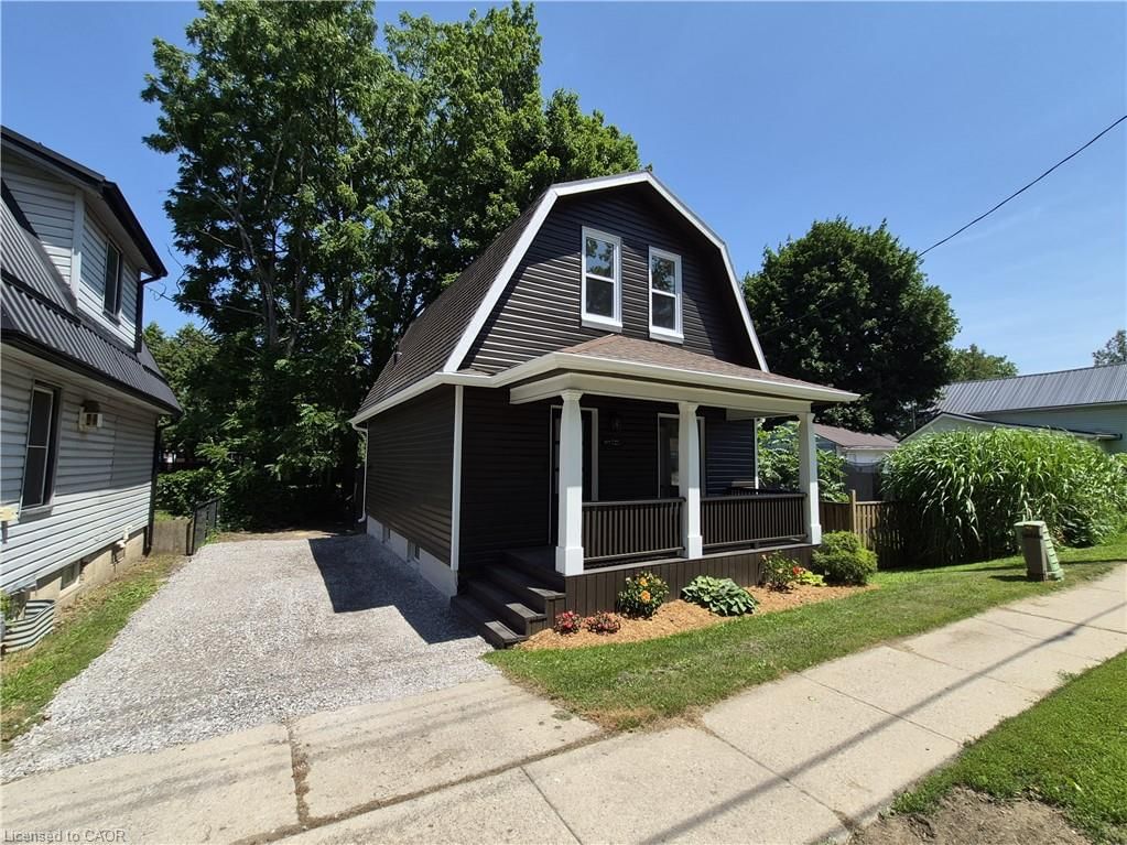 Single Family Residence for sale at 217 Queen Street, Simcoe, ON, N3Y 3Y8 - Town of Simcoe - MLS: 40847453
