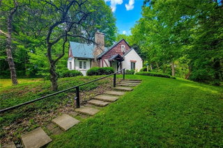 311 Golf Links Road