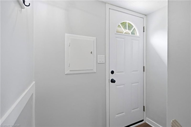 698 Upper Sherman Avenue photo 4