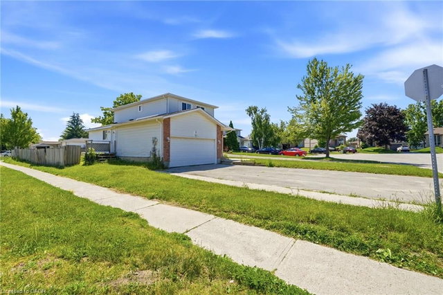 1 Mccuaig Court