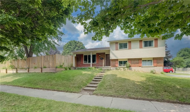 85 Foxhunt Road, Waterloo, Ontario