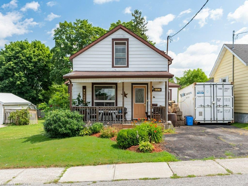 Single Family Residence sold at 127 Bond Street, Ingersoll, ON, N5C 3A8 - South - MLS: 40847695
