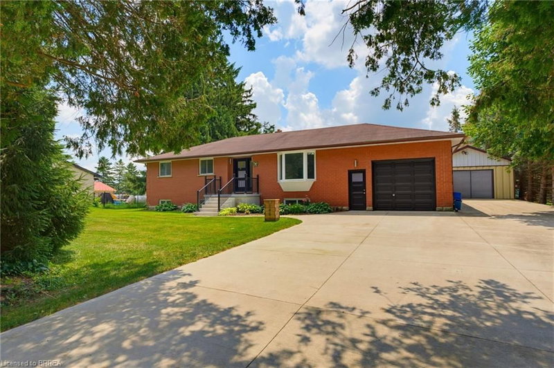 546 Glen Morris Road E photo 1