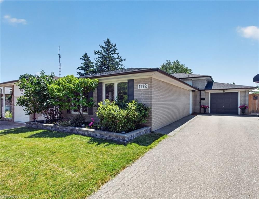 Single Family Residence sold at 1172 Chada Avenue, Mississauga, ON, L5C 1P9 - Erindale - MLS: 40847861