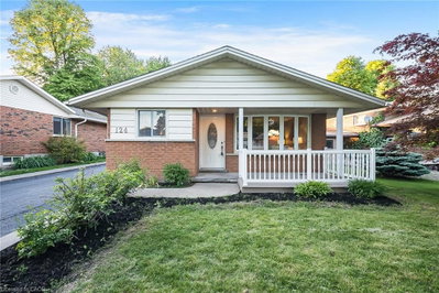 124 Dunsmere Drive