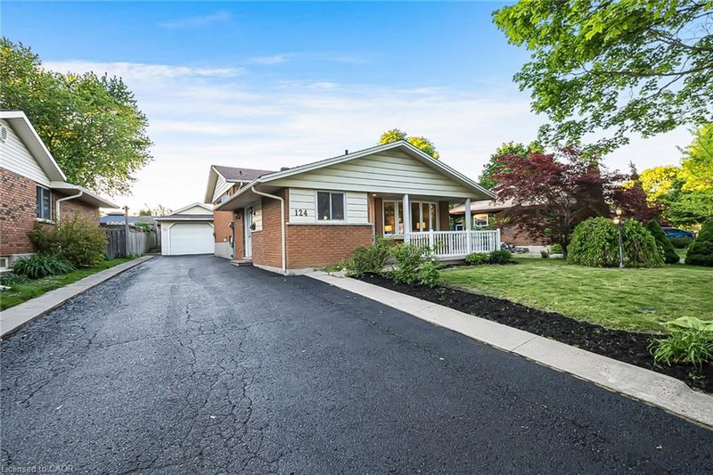 124 Dunsmere Drive