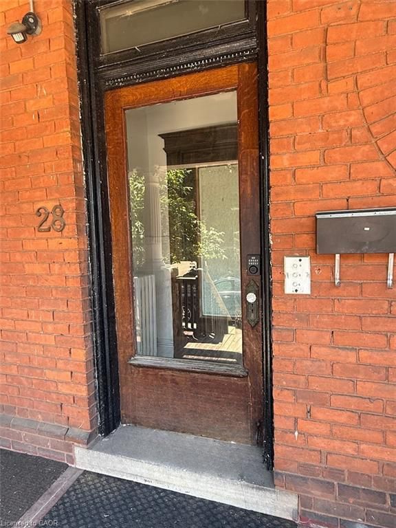 2nd Level - 28 Eastbourne Avenue