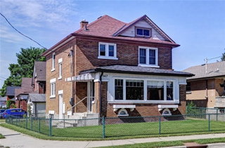 147 Courtland Avenue E